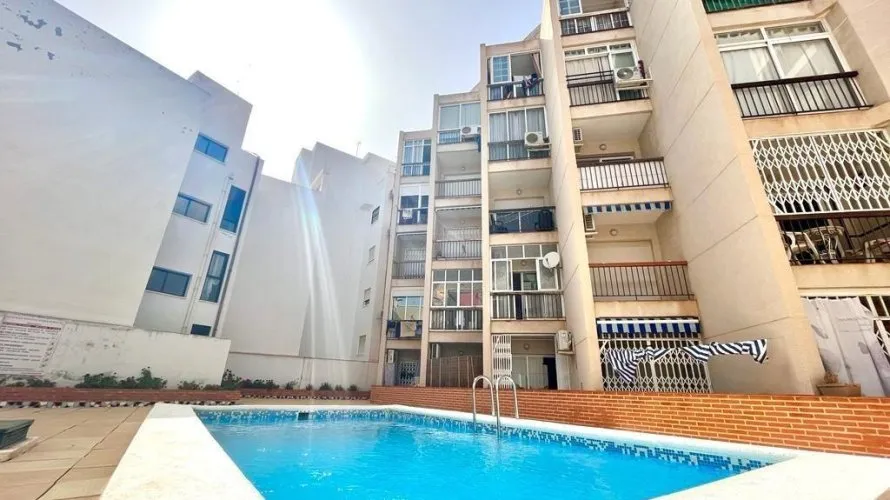 33m² apartment for sale, Torrevieja, Spain No. 1656 № 3