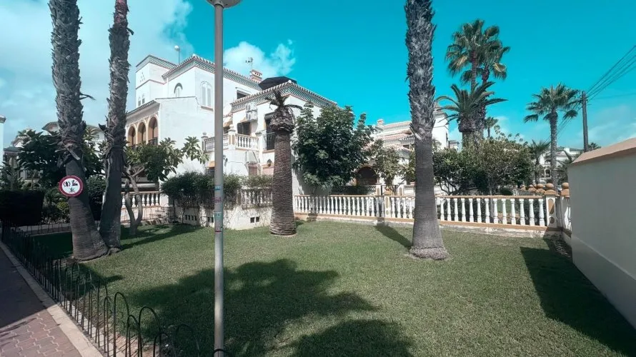 1 bedroom apartment for sale, Torrevieja, Spain No. 1689 № 13