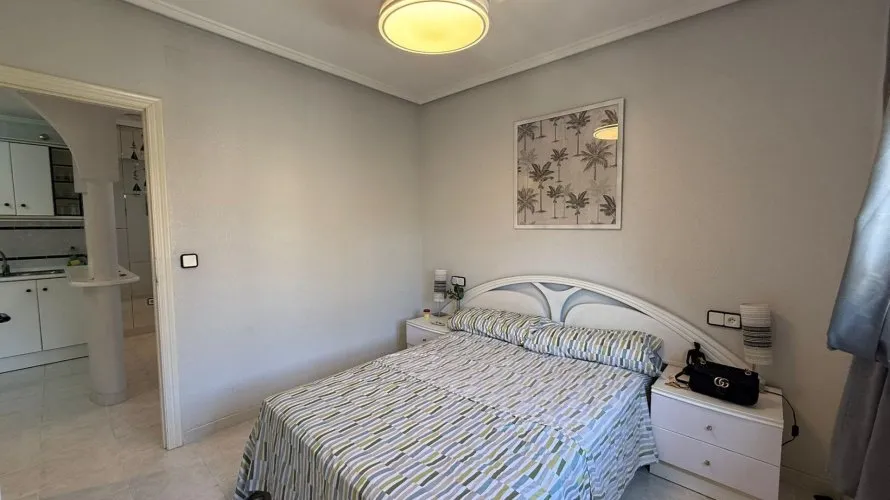 2 bedrooms bungalow for sale, Torrevieja, Spain No. 1690 № 28