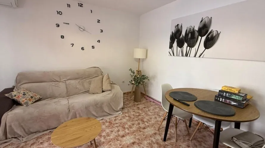 1 bedroom apartment for sale, Torrevieja, Spain No. 1686 № 1