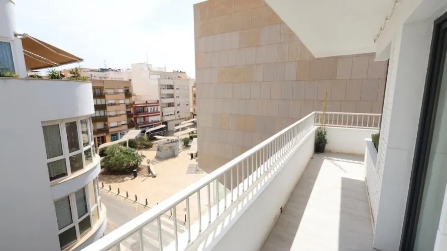 3 bedrooms penthouse for sale, Torrevieja, Spain No. 1688 № 13
