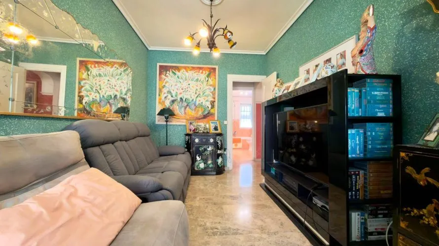 5 bedrooms villa for sale, Benidorm, Spain No. 1679