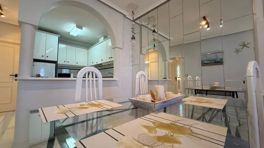 2 bedrooms bungalow for sale, Torrevieja, Spain No. 1690 № 13