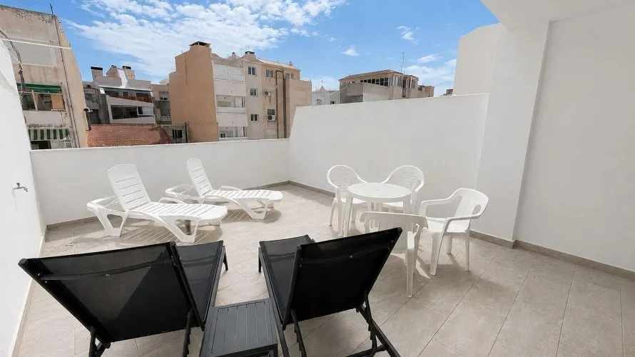 2 bedrooms penthouse for sale, Torrevieja, Spain No. 1707 № 23