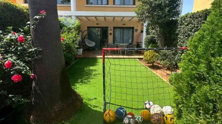 3 bedrooms bungalow for sale, Denia, Spain No. 1785 № 25