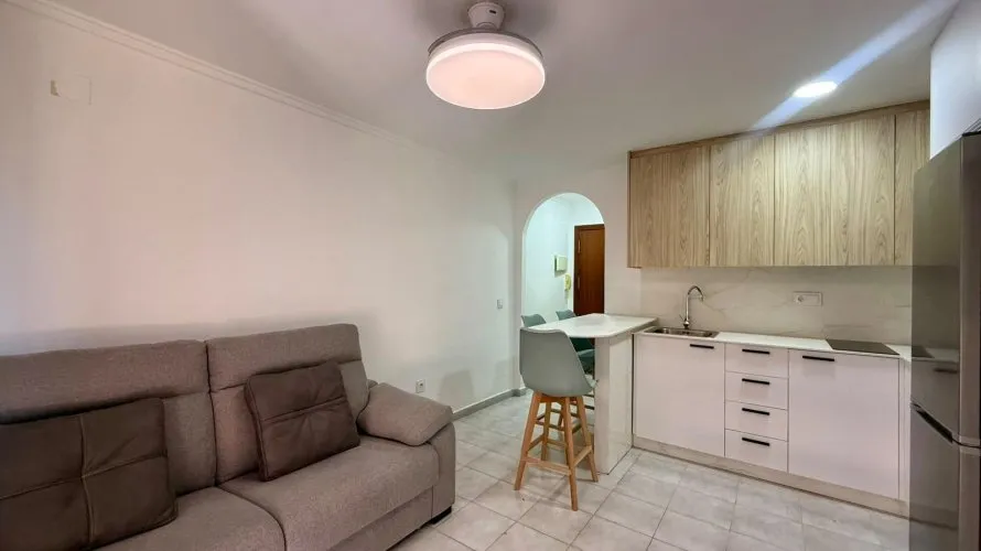 1 bedroom apartment for sale, Torrevieja, Spain No. 1725 № 20
