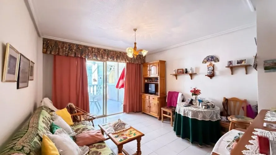 1 bedroom apartment for sale, Torrevieja, Spain No. 1775 № 11