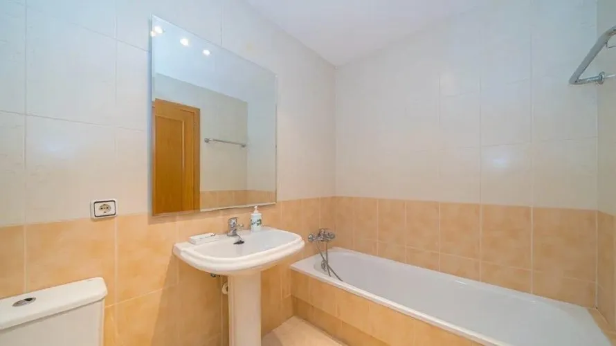3 bedrooms apartment for sale, Benidorm, Spain No. 1758 № 18