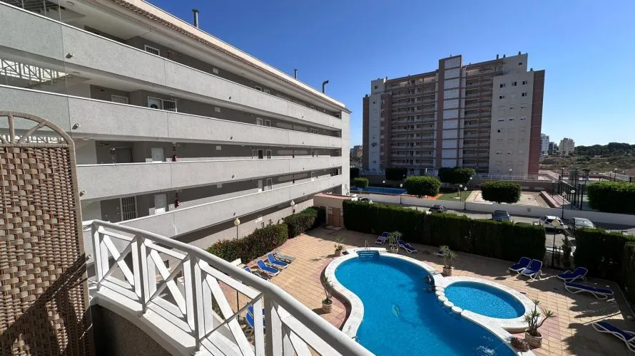 2 bedrooms apartment for sale, Guardamar del Segura, Spain No. 1705 № 1