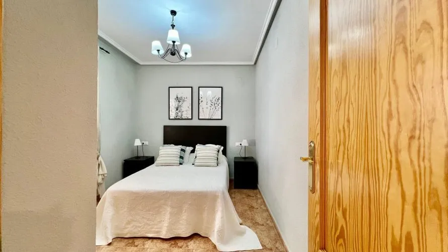 1 bedroom apartment for sale, Torrevieja, Spain No. 1755 № 9