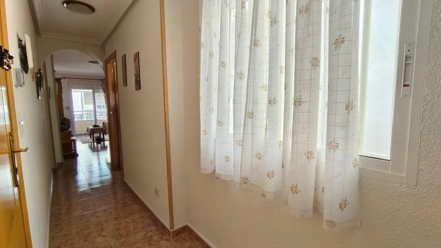 2 bedrooms apartment for sale, Torrevieja, Spain No. 1789 № 12