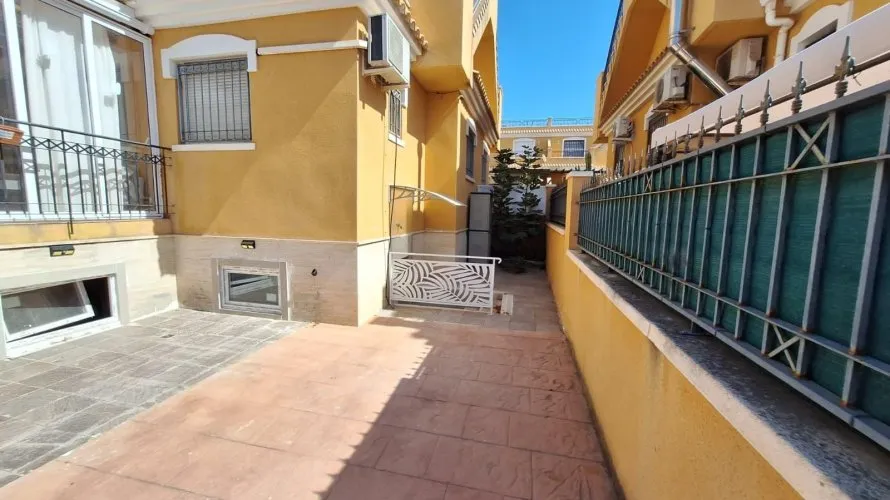 83m² duplex for sale, Torrevieja, Spain No. 1749 № 25
