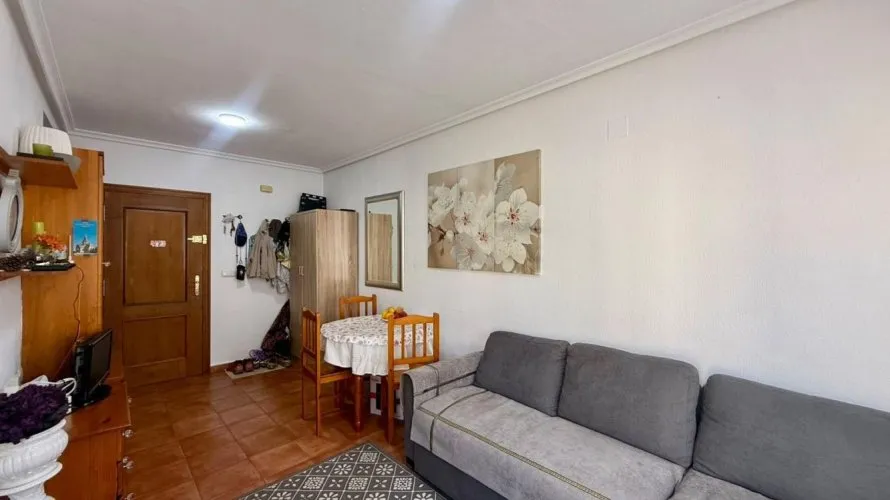 1 bedroom apartment for sale, Torrevieja, Spain No. 1788 № 15