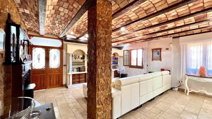 4 bedrooms villa for sale, Almoradi, Spain No. 1754 № 10