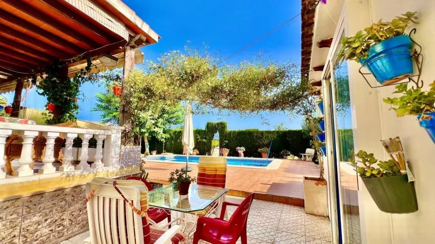 3 bedrooms villa for sale, Daya Vieja, Spain No. 1713 № 6