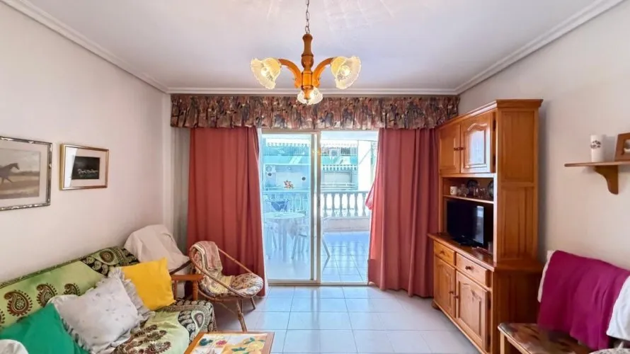 1 bedroom apartment for sale, Torrevieja, Spain No. 1775 № 12