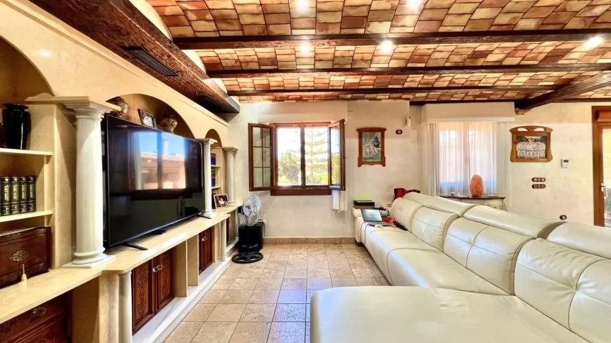 4 bedrooms villa for sale, Almoradi, Spain No. 1754 № 11
