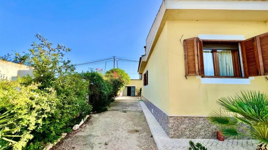 3 bedrooms villa for sale, Daya Vieja, Spain No. 1713 № 20