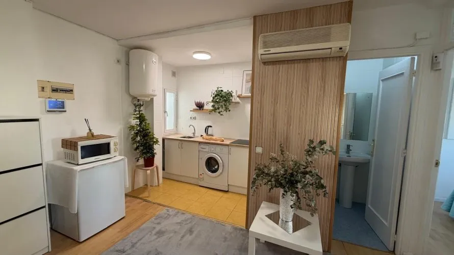 1 bedroom apartment for sale, Madrid, Spain No. 1759 № 2
