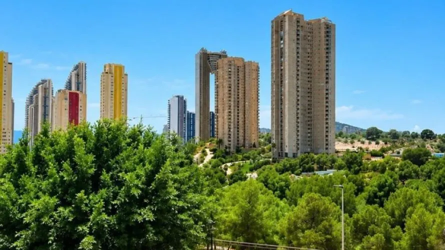 2 bedrooms apartment for sale, Benidorm, Spain No. 1786 № 2