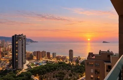 3 bedrooms apartment for sale, Benidorm, Spain No. 1758