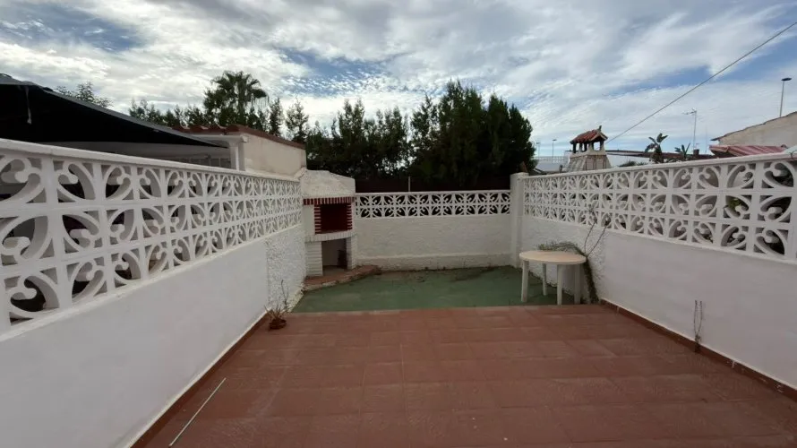 1 bedroom bungalow for sale, Torrevieja, Spain No. 1761 № 15