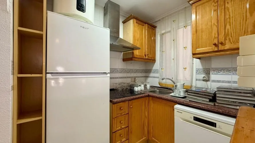 2 bedrooms apartment for sale, Torrevieja, Spain No. 1753 № 7