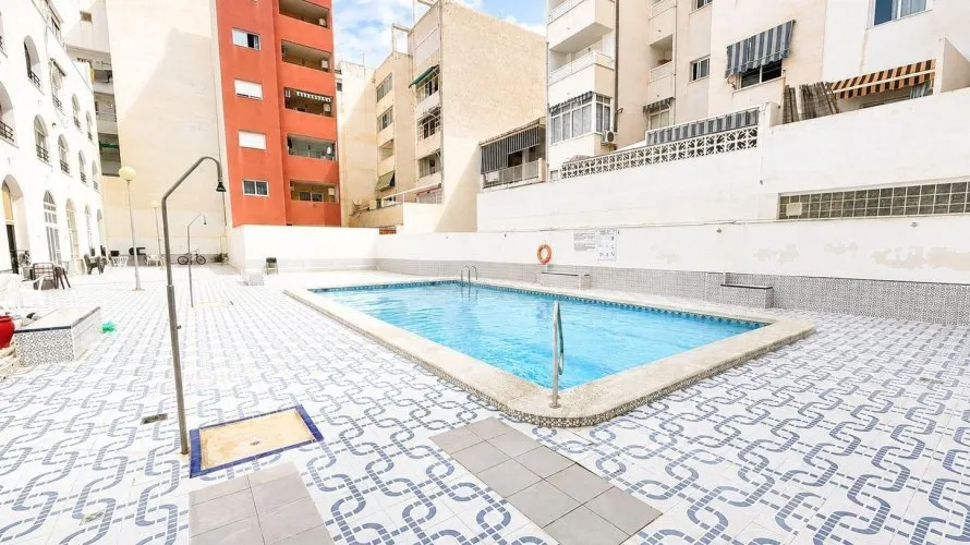 2 bedrooms penthouse for sale, Torrevieja, Spain No. 1707 № 28