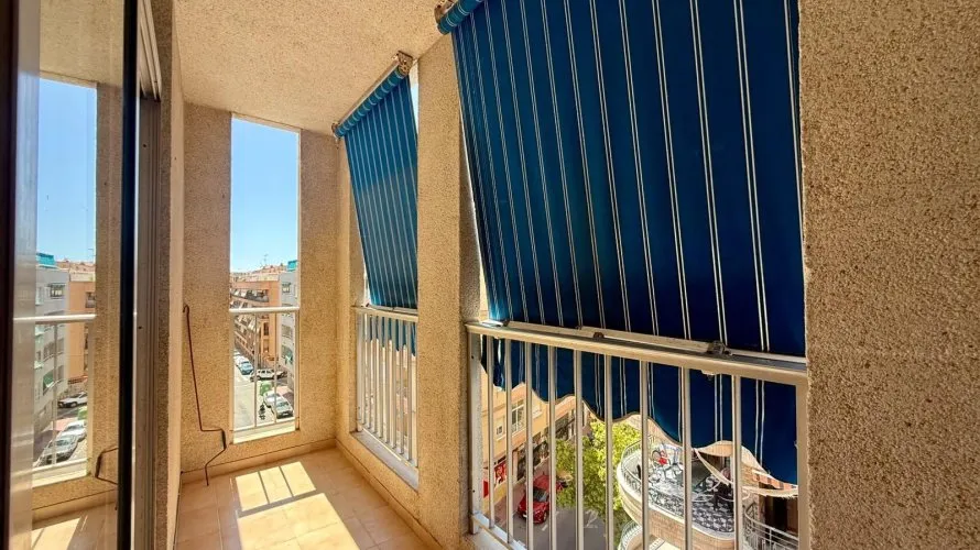 1 bedroom apartment for sale, Torrevieja, Spain No. 1725 № 23