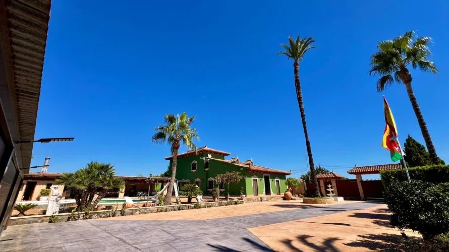4 bedrooms villa for sale, Almoradi, Spain No. 1754 № 25