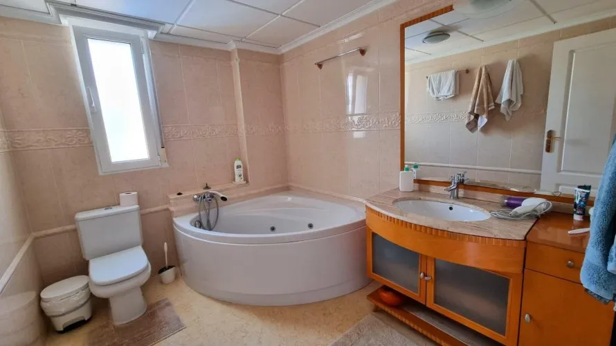 670m² apartment for sale, Torrevieja, Spain No. 1708 № 15
