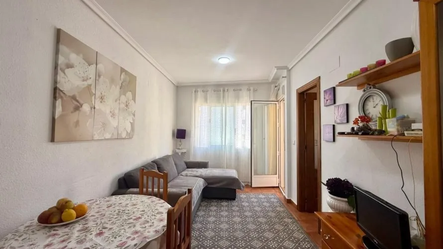 1 bedroom apartment for sale, Torrevieja, Spain No. 1788 № 20