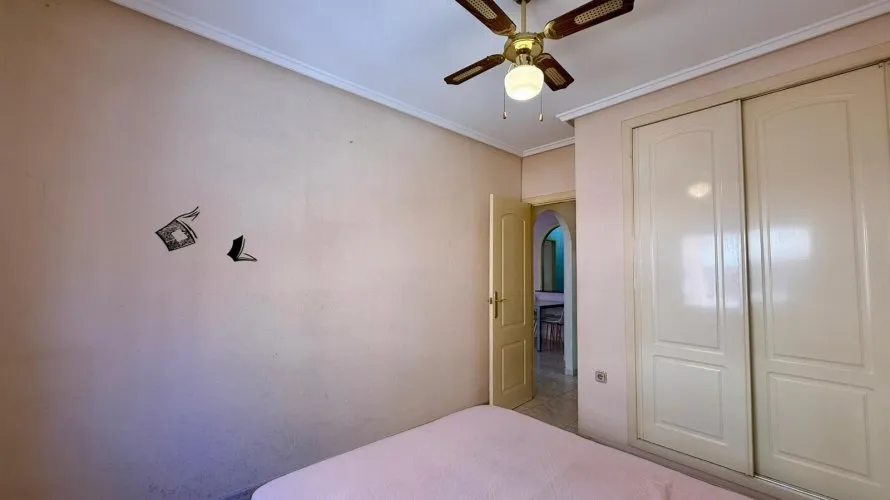 2 bedrooms apartment for sale, Torrevieja, Spain No. 1704 № 9