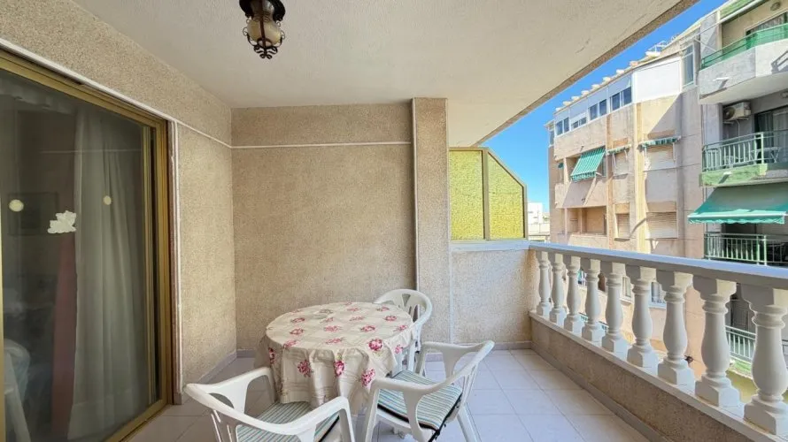 1 bedroom apartment for sale, Torrevieja, Spain No. 1775 № 3