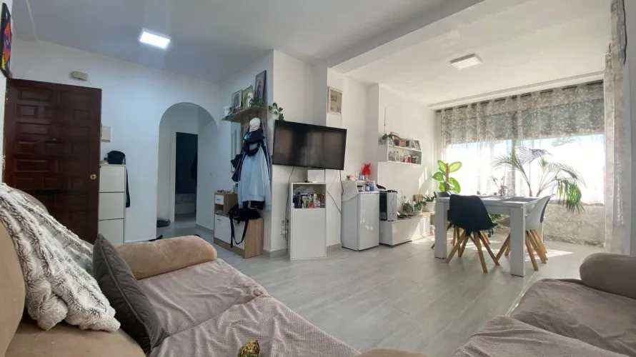 3 bedrooms apartment for sale, Torrevieja, Spain No. 1726 № 20