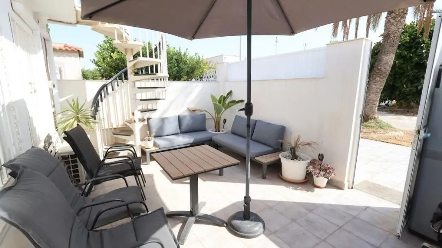 3 bedrooms bungalow for sale, Torrevieja, Spain No. 1765 № 8