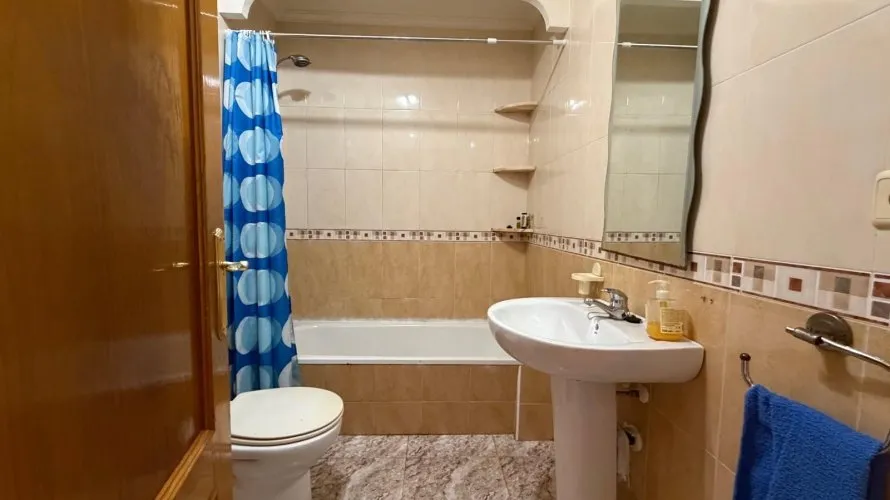 2 bedrooms apartment for sale, Torrevieja, Spain No. 1747 № 2