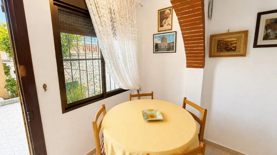 3 bedrooms bungalow for sale, Torrevieja, Spain No. 1735 № 8