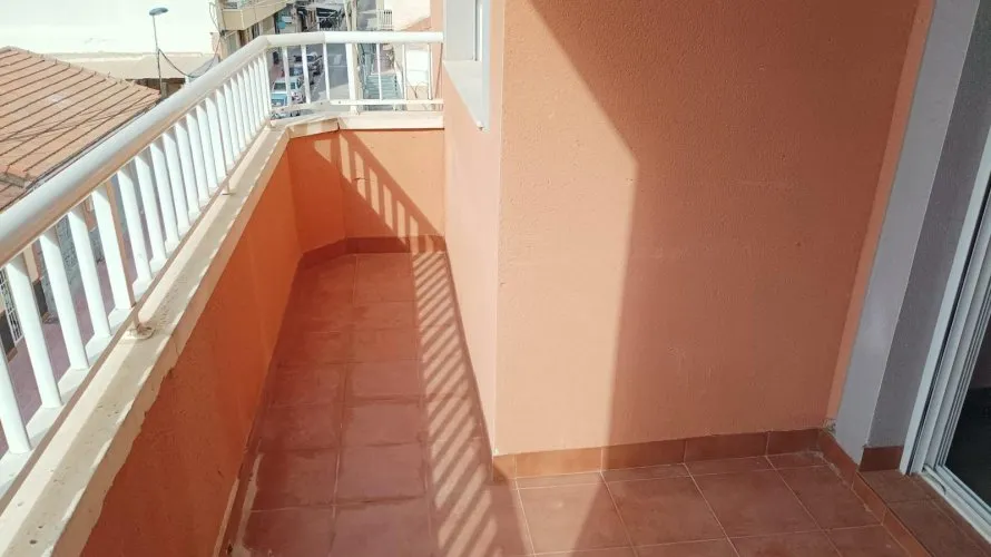 2 bedrooms apartment for sale, Torrevieja, Spain No. 1730 № 1