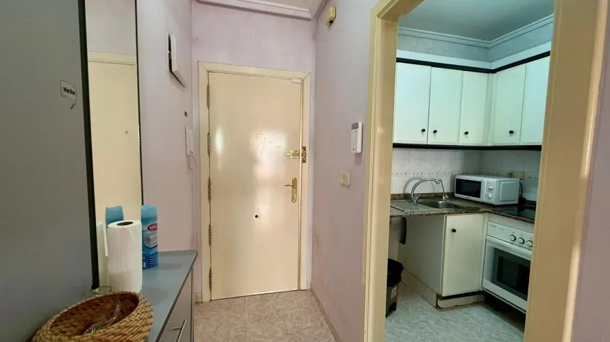 2 bedrooms apartment for sale, Torrevieja, Spain No. 1704 № 6