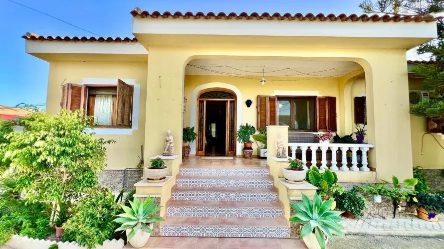3 bedrooms villa for sale, Daya Vieja, Spain No. 1713 № 27