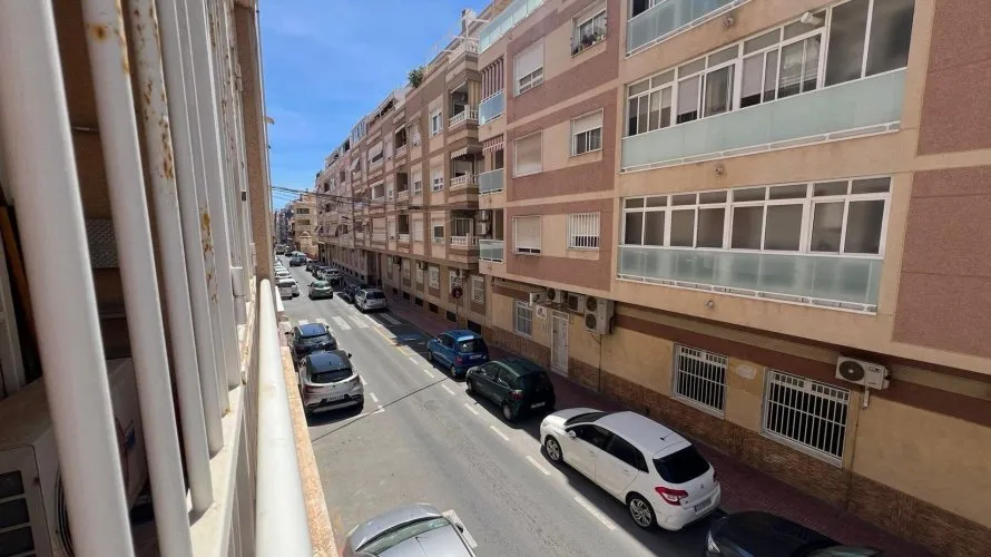 2 bedrooms apartment for sale, Torrevieja, Spain No. 1706 № 13