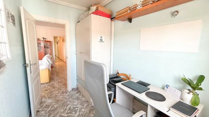 1 bedroom penthouse for sale, Torrevieja, Spain No. 1810 № 3