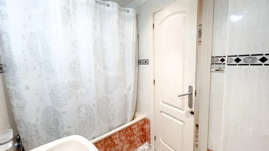 1 bedroom penthouse for sale, Torrevieja, Spain No. 1810 № 6