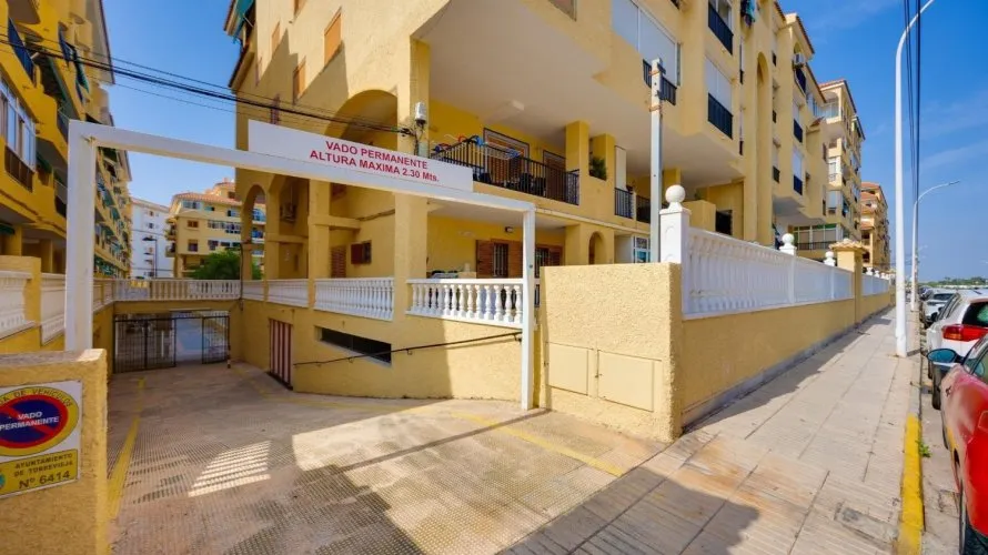 1 bedroom apartment for sale, La Mata, Spain No. 1809 № 6