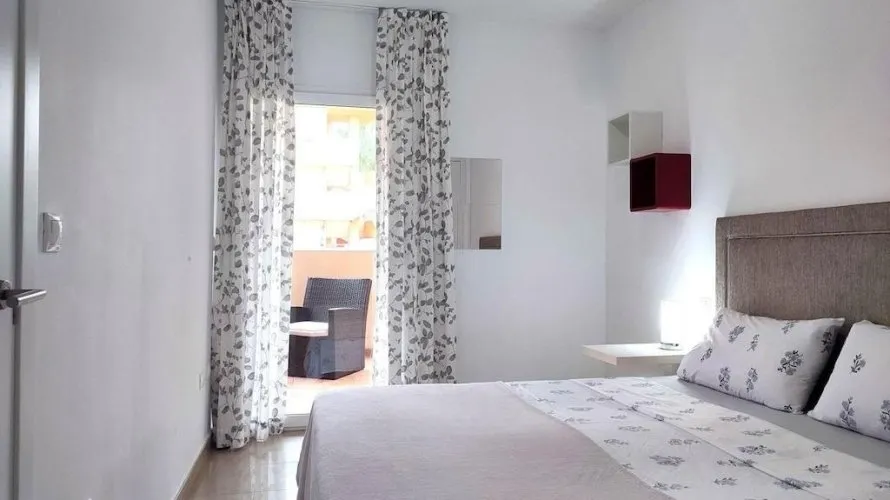 2 bedrooms apartment for sale, Torrevieja, Spain No. 1800 № 11