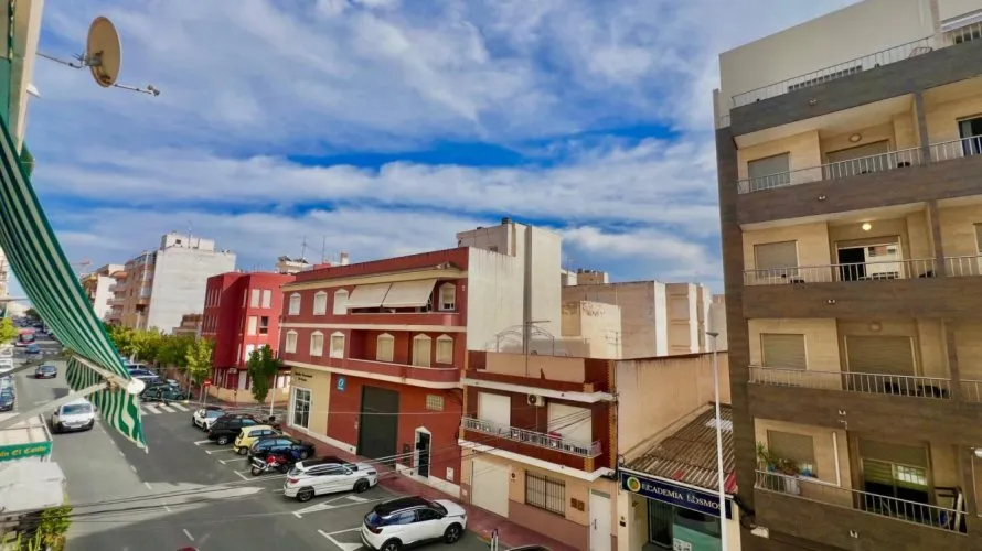 2 bedrooms apartment for sale, Torrevieja, Spain No. 1828 № 17