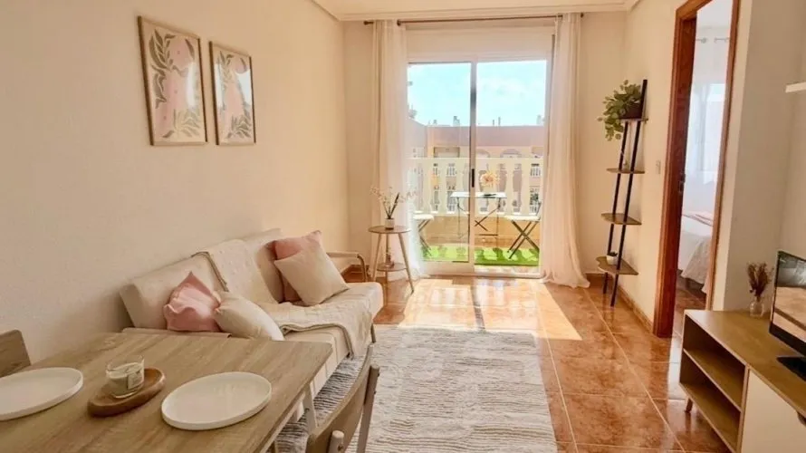 1 bedroom apartment for sale, Torrevieja, Spain No. 1824 № 8