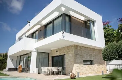 4 bedrooms villa for sale, Finestrat, Spain No. 1813