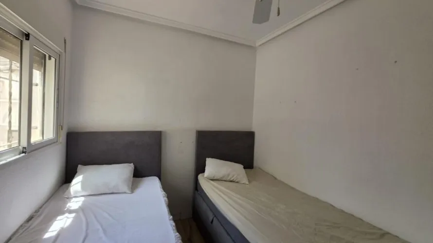 2 bedrooms house for sale, Torrevieja, Spain No. 1807 № 9